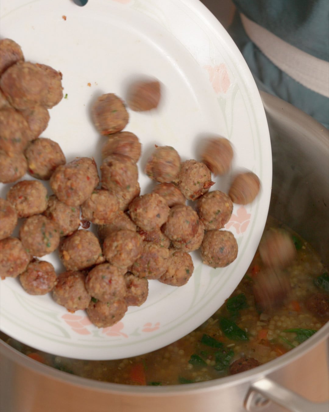 add meatballs to soup